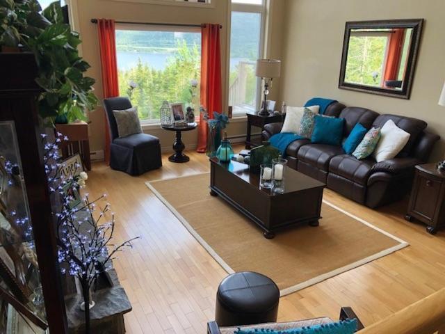 The Thoughtful Dog Bed & Breakfast South Brook Екстериор снимка